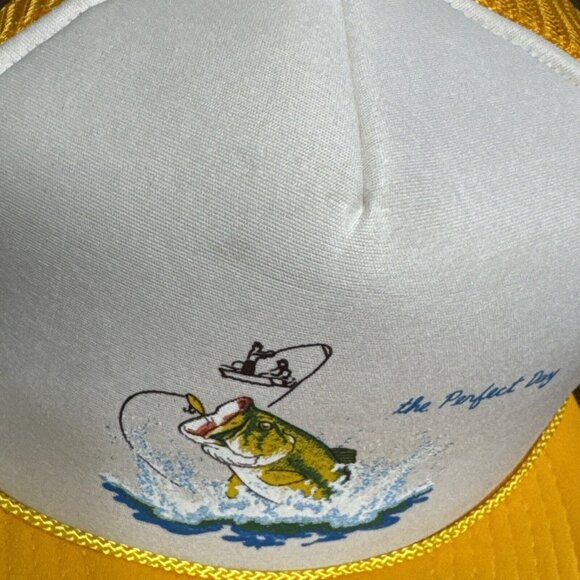 Vintage Bass Fishing Hat Snapback Trucker Cap Mens USA‎ 80s Retro Dad Yellow - Picture 2 of 10
